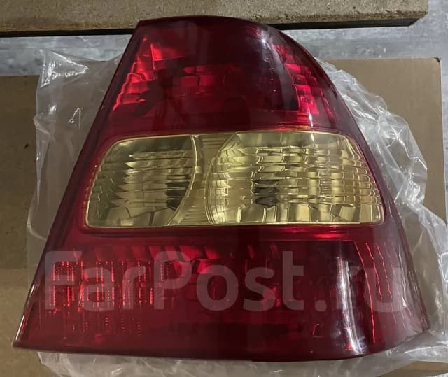 Фонарь Задний DEPO Corolla E12# `00-02 RH б/отв. под верх. габарит