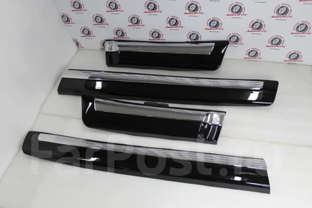 Молдинги дверей черн. хром Land Cruiser 200 2007-2021