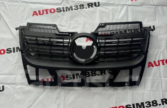 Решетка радиатора Jetta 05-/TW/Черная