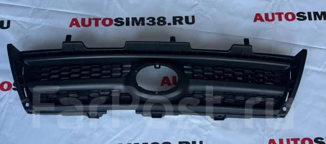 Решетка радиатора Rav 4 09-12/TW/Черная USA