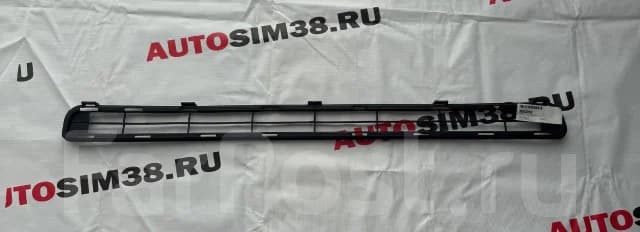 Решетка в бампер Rav 4 05-08/TW/Верхняя