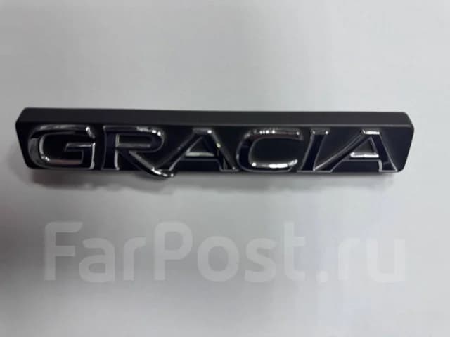Эмблема решетки радиатора Camry Gracia 1999-2001